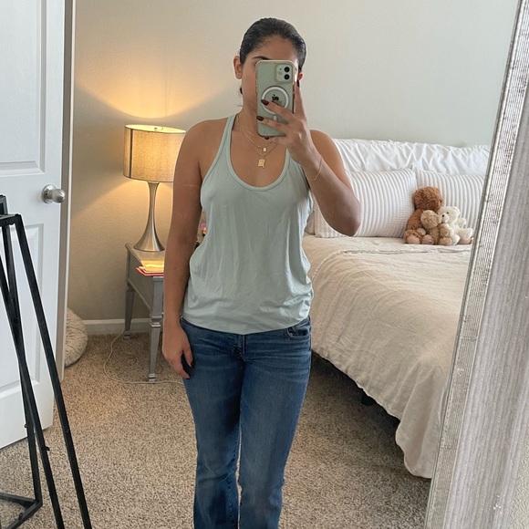 Mint green lululemon tank - Picture 1 of 5